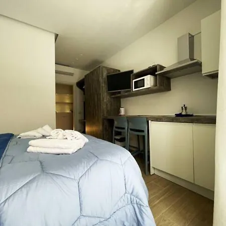 Sunny House - De Vivo Realty בית הארחה סורנטו